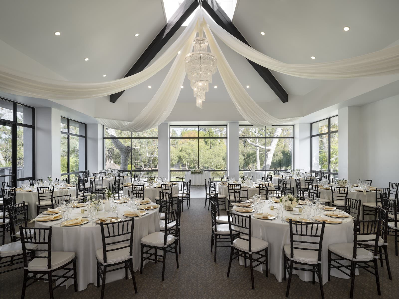 University Club by Wedgewood Weddings